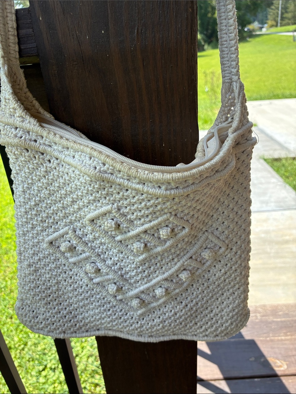 Women’s Cream Macramé Shoulder Bag - Casual Knit Tote